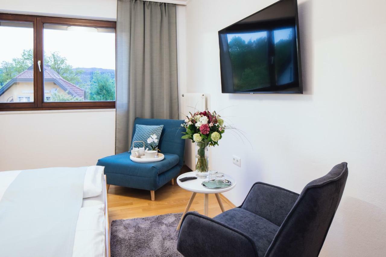 Pension Auszeit Velden Velden am Worthersee Bagian luar foto