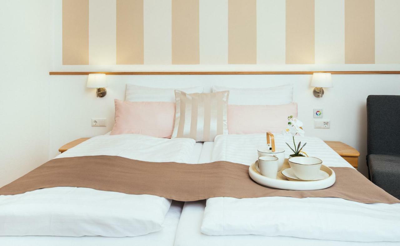 Pension Auszeit Velden Velden am Worthersee Bagian luar foto